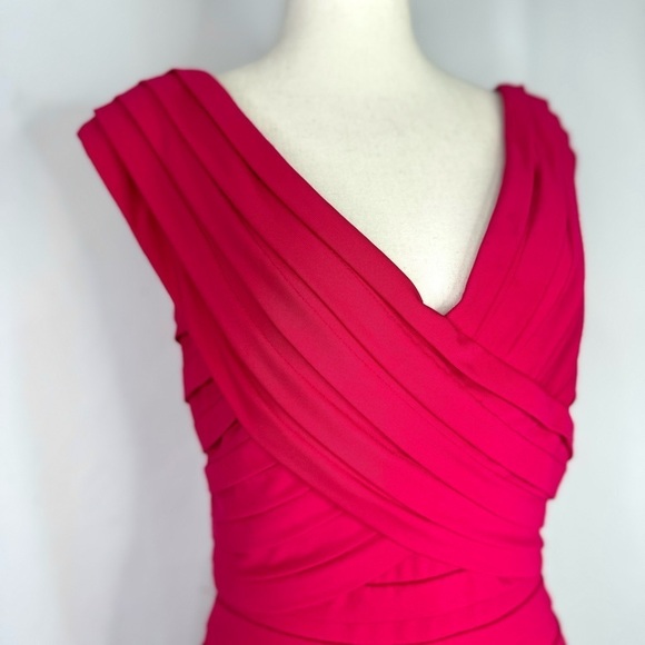 Tadashi Collection bodycon knee-length dress all-over pleats raspberry pink Med - Picture 2 of 9